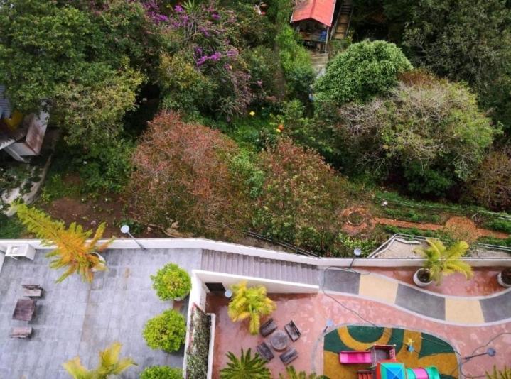 Nova Retreat Kea Farm Balcony Valley View Бринчанг Екстериор снимка